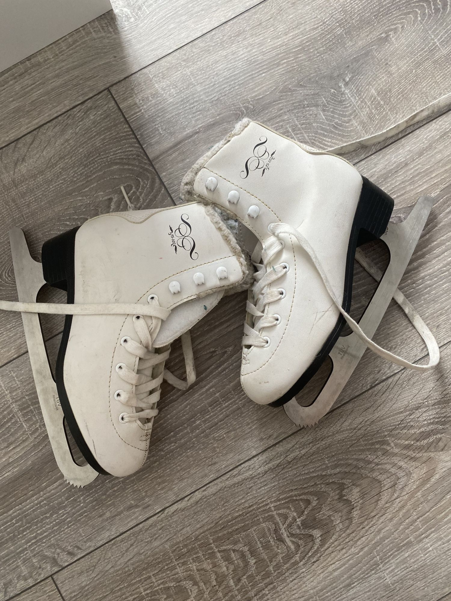 Коньки детские